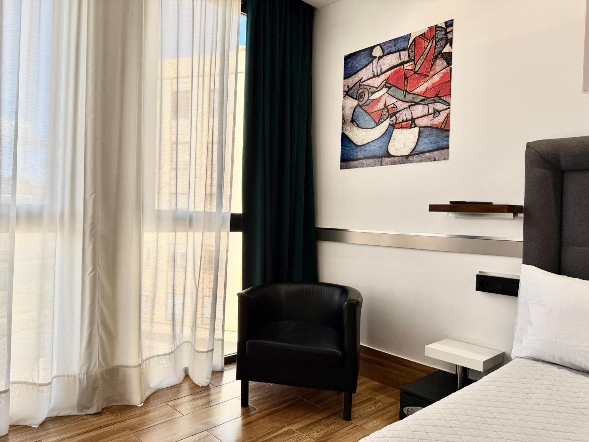 Ilustre Rooms Malaga — Photos 3